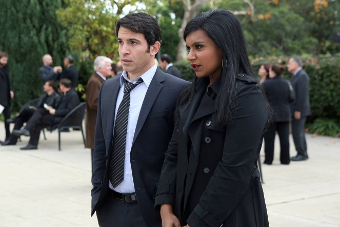The Mindy Project - French Me, You Idiot - Van film