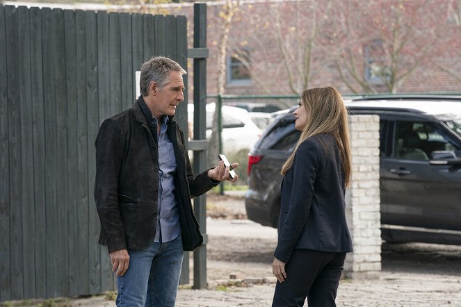 NCIS: New Orleans - Once Upon a Time - Photos - Scott Bakula, Callie Thorne
