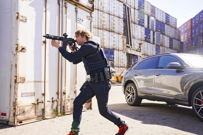 NCIS: Los Angeles - Season 12 - A nemes hajadonok - Filmfotók - Eric Christian Olsen
