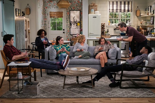 Call Your Mother - The Raines Games - Photos - Joey Bragg, Sherri Shepherd, Rachel Sennott, Kyra Sedgwick, Emma Caymares, Patrick Brammall, Austin Crute