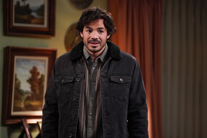 The Conners - Season 3 - An Old Dog, New Tricks and a Ticket to Ride - Photos - Rene Rosado