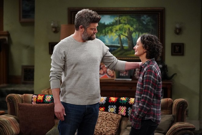 The Conners - Regrets, Rehabs and Realtors - De la película - Jay R. Ferguson, Sara Gilbert