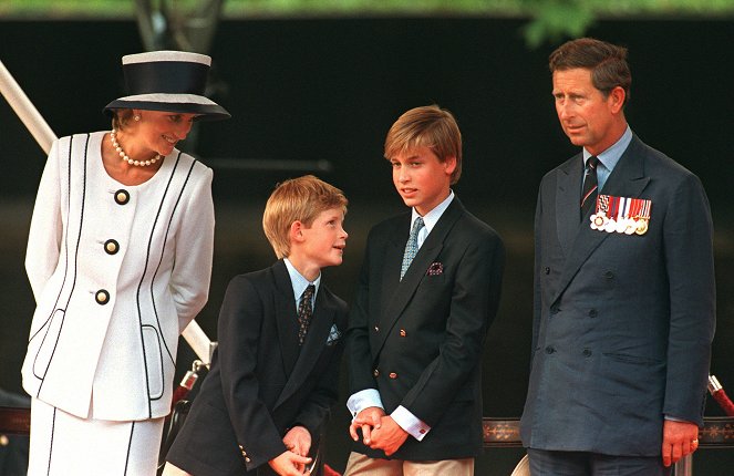 ZDFzeit: Prinzessin Dianas gefährliches Erbe - Photos - Princess Diana, Prince Harry, Prince William Windsor, King Charles III