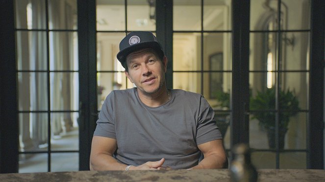Wahl Street - Season 1 - Let's Do Lunch - Filmfotos - Mark Wahlberg