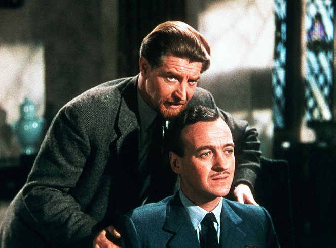 Stairway to Heaven - Photos - Roger Livesey, David Niven