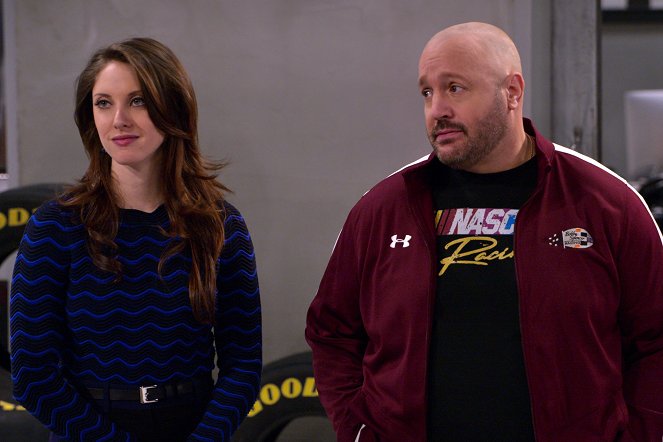 The Crew - I Guess That Cake Did Need to Be Refrigerated - Van film - Jillian Mueller, Kevin James