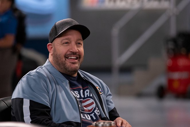 The Crew - Your Face Is a Baby - Photos - Kevin James