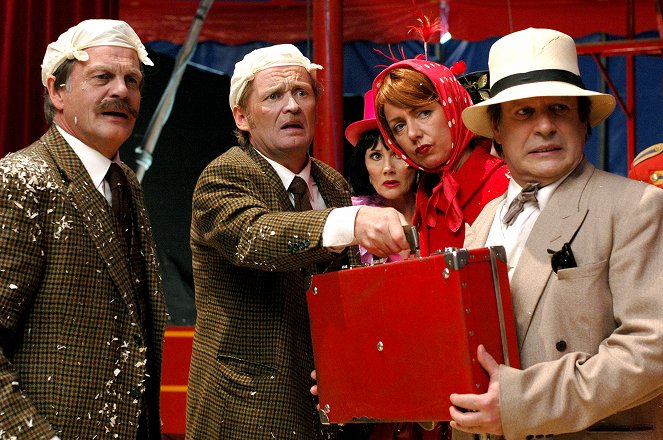 Olsenbanden Junior på cirkus - De la película