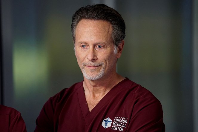 Chicago Med - Season 6 - Fathers and Mothers, Daughters and Sons - Photos - Steven Weber