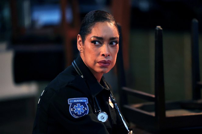 9-1-1: Lone Star - Mauvaise décision - Film - Gina Torres
