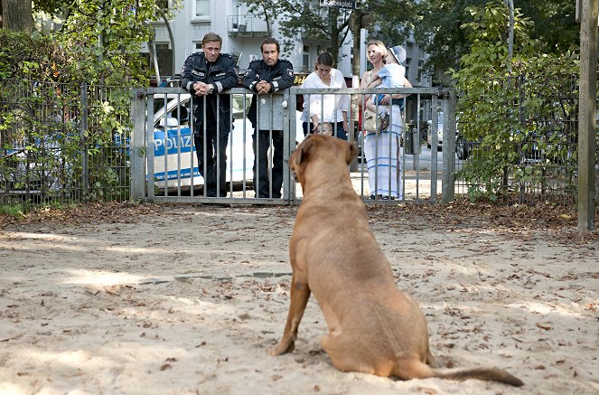 Großstadtrevier - Hunde, die bellen - Kuvat elokuvasta