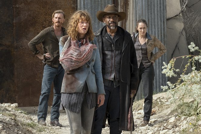 Fear the Walking Dead - Season 6 - Things Left to Do - Photos