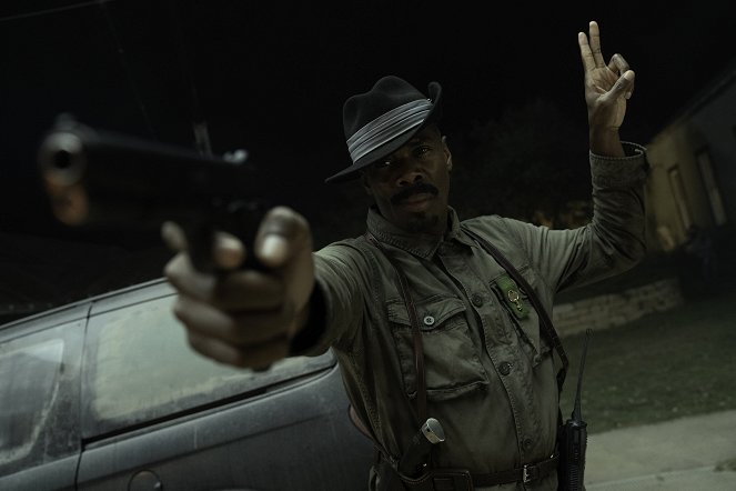 Fear the Walking Dead - Sprawy do załatwienia - Z filmu