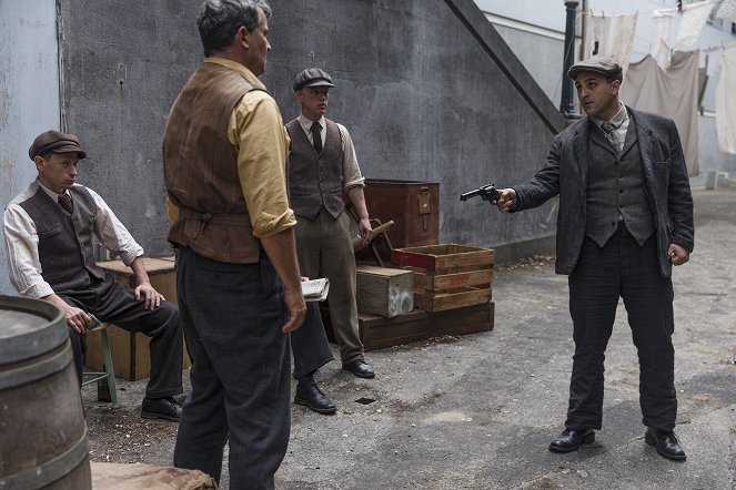 The Making of the Mob - Capone's First Kill - De la película