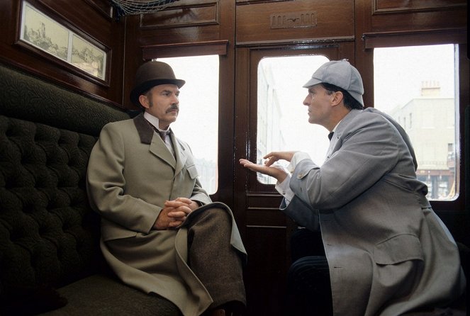 The Adventures of Sherlock Holmes - Season 1 - The Speckled Band - Filmfotos - David Burke, Jeremy Brett