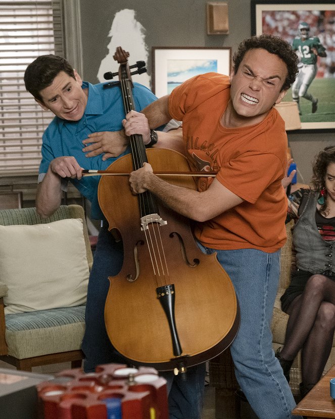 The Goldbergs - The Dating Game - Photos - Sam Lerner, Troy Gentile