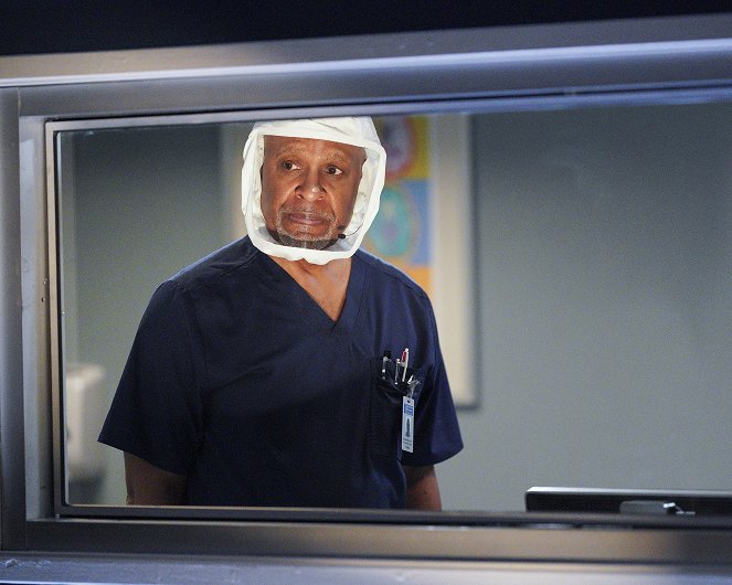 Grey's Anatomy - Sign O' the Times - Photos - James Pickens Jr.