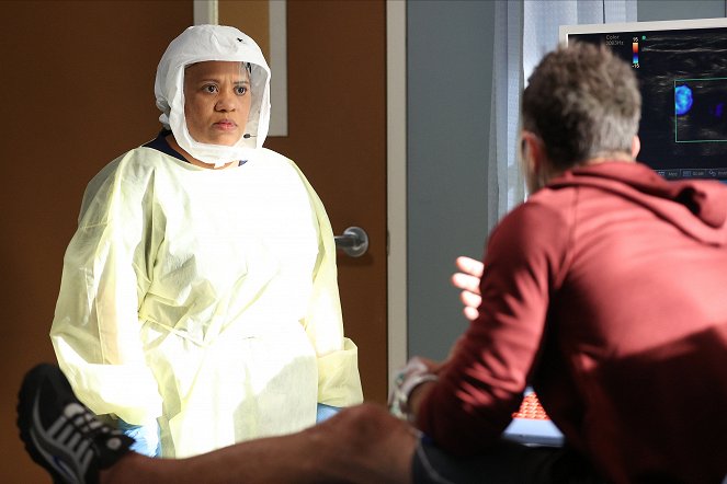 Grey's Anatomy - Sign O' the Times - Photos - Chandra Wilson