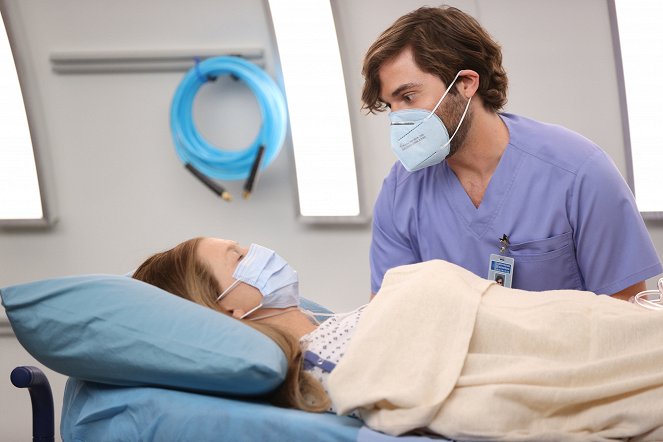 Grey's Anatomy - Die jungen Ärzte - Zeichen der Zeit - Filmfotos - Ellen Pompeo, Jake Borelli