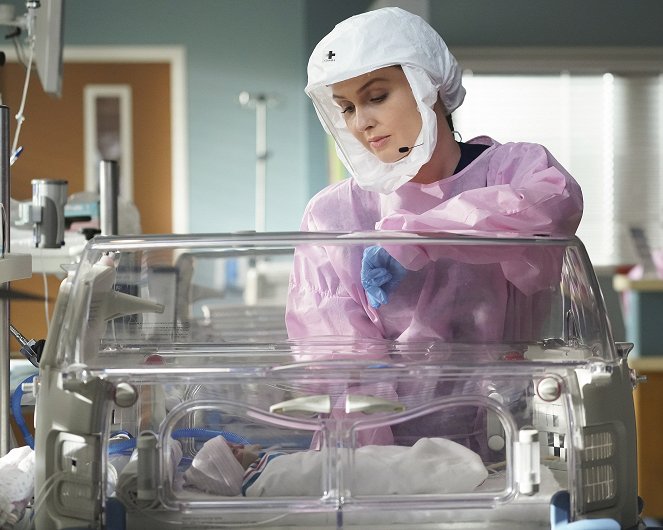 Chirurdzy - Season 17 - Diabelsko dobrze - Z filmu - Camilla Luddington