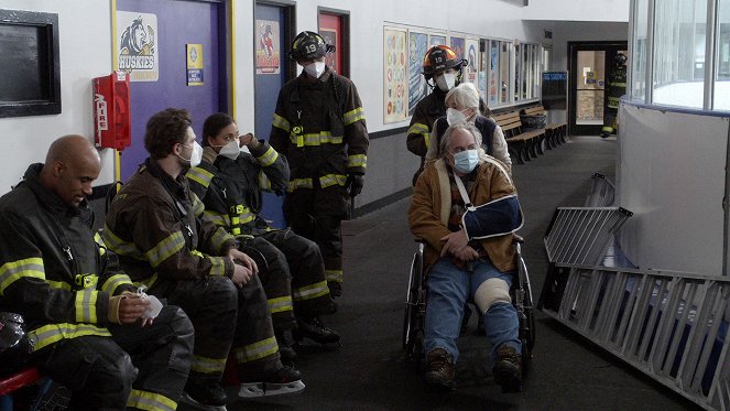 Station 19 - Here It Comes Again - Photos