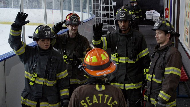 Station 19 - Here It Comes Again - Photos