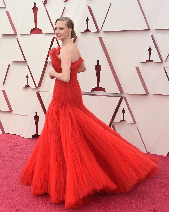 The 93rd Annual Academy Awards - Events - Red Carpet - Amanda Seyfried