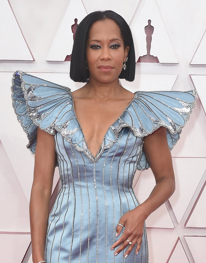 Oscar 2021 - Z akcií - Red Carpet - Regina King