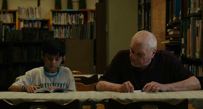 Příjezdové cesty - Z filmu - Lucas Jaye, Brian Dennehy