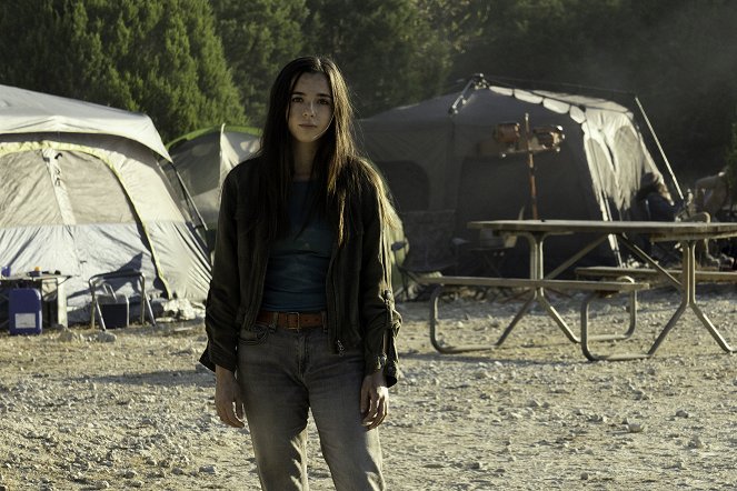 Fear the Walking Dead - Handle with Care - Photos