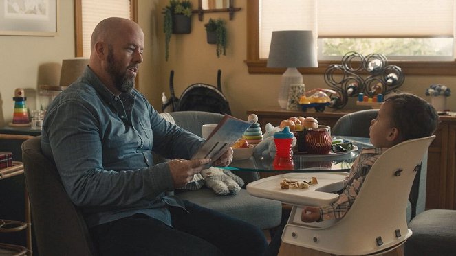This Is Us - Season 5 - Both Things Can Be True - Photos - Chris Sullivan
