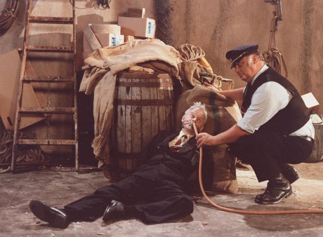 The Olsen Gang Goes to War - Photos - Ove Sprogøe, Ove Verner Hansen