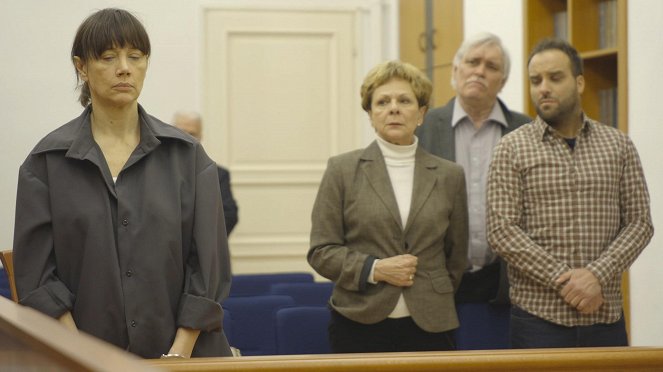 Drága örökösök - Sakáltámadás - De la película - Barbara Xantus, Gabriella Borbás, Ferenc Borbiczki, Balázs Varga
