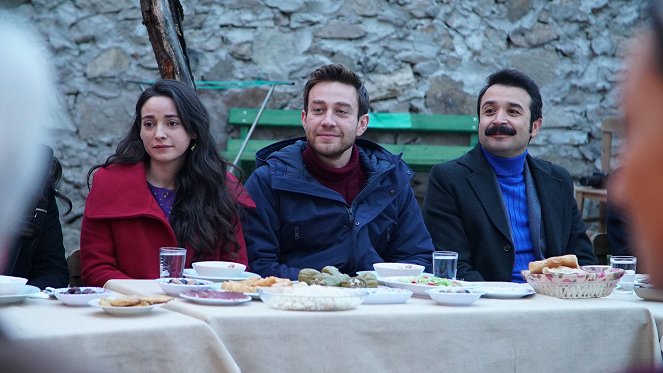 Gönül Dağı - Vefa - De la película - Semih Ertürk, Eser Eyüboğlu
