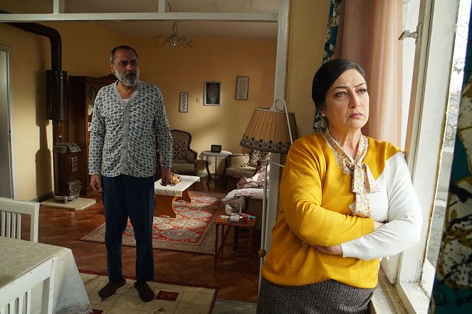 Gönül Dağı - Season 1 - İyi İnsanlar Biriktirmek - Kuvat elokuvasta