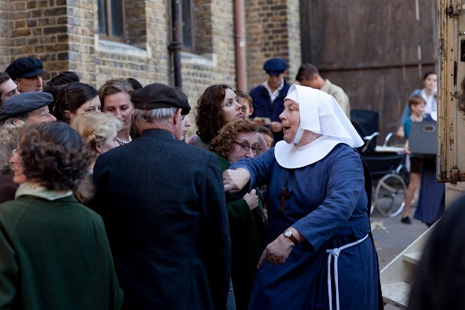 Call the Midwife - Episode 7 - Photos - Pam Ferris