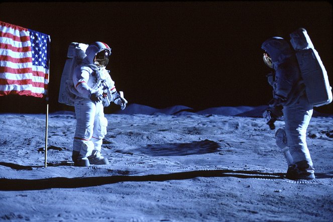 Zo Zeme na Mesiac - Can We Do This? - Z filmu