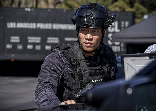 SWAT - Különleges egység - Bezárva - Filmfotók - David Lim