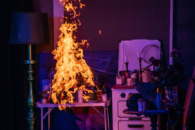The Elements of Sasza - Fire - Episode 1 - Photos