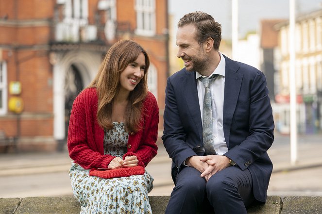 Trying - A Nice Boy - Filmfotos - Esther Smith, Rafe Spall