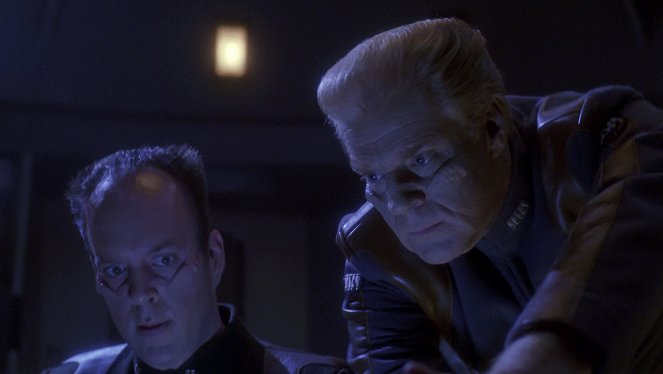 Star Trek: Enterprise - Season 2 - The Catwalk - Photos - Danny Goldring