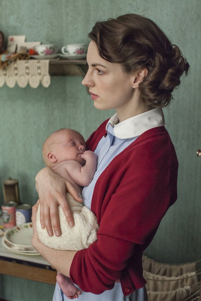 Call the Midwife - Season 3 - Une maladie mystérieuse - Film - Jessica Raine