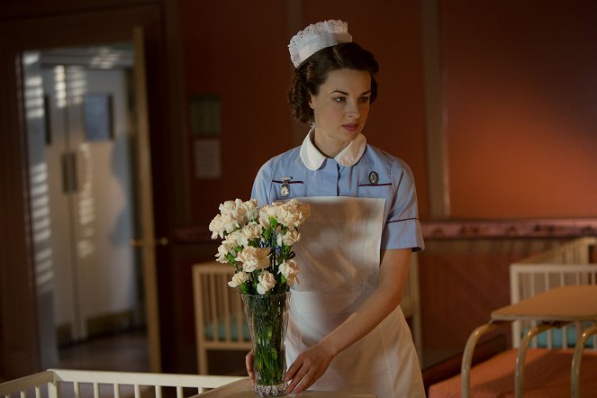 Call the Midwife - Season 3 - Episode 2 - Photos - Jessica Raine