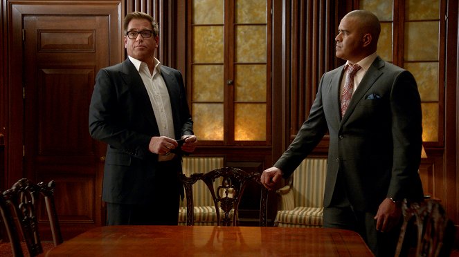 Bull - Evidence to the Contrary - Do filme - Michael Weatherly, Chris Jackson