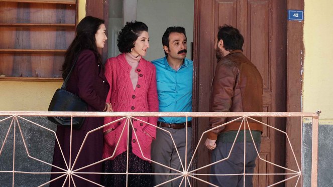 An Anatolian Tale - Season 1 - Kadir Gecesi - Photos - Çiğdem Aygün, Eser Eyüboğlu