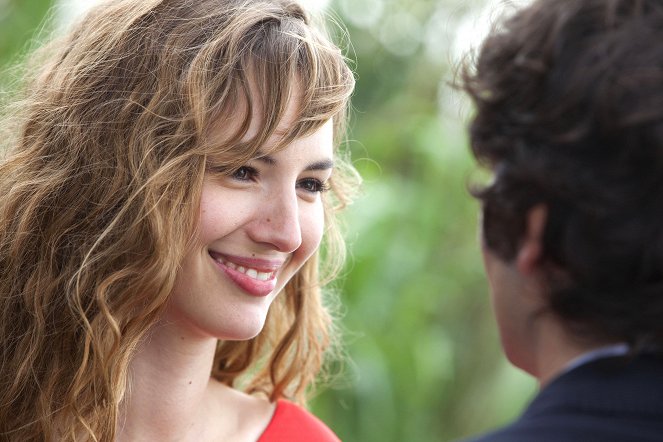 L´amour dure trois ans - De la película - Louise Bourgoin