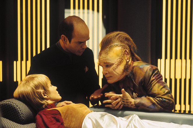 Star Trek: Voyager - Season 2 - Átalakulás - Filmfotók - Robert Picardo, Ethan Phillips