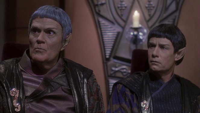 Star Trek: Enterprise - Season 2 - Stigma - Photos - Michael Ensign