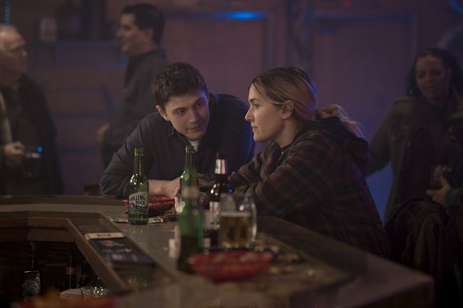 Mare of Easttown - Enter Number Two - Photos - Evan Peters, Kate Winslet