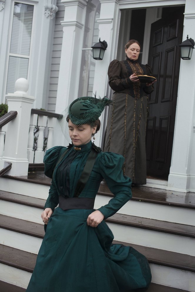 The Lizzie Borden Chronicles - Patron of the Arts - Filmfotók